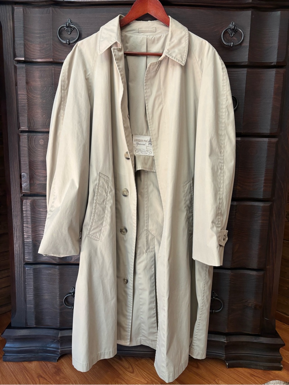 Men’s Vintage London Fog “Maincoat” Trench Coat, Size 42 Reg